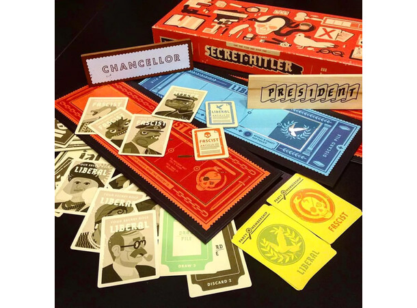 Secret Hitler Kortspill 