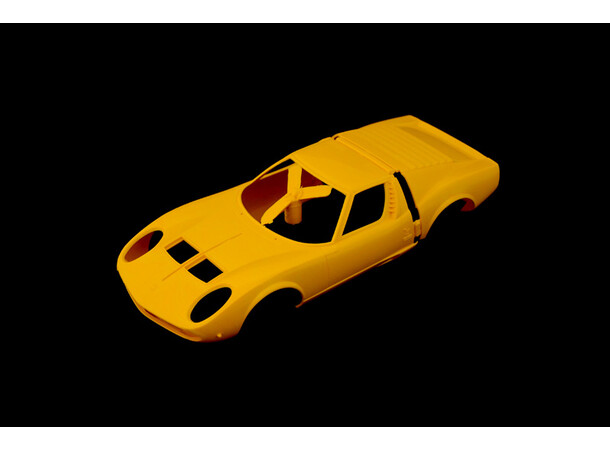 Lamborghini Miura Starter Set Italeri 1:24 Byggesett 