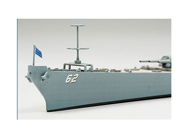 US Navy Battleship New Jersey BB-62 Tamiya 1:700 Byggesett 