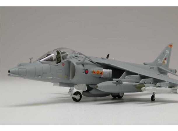 BAE Harrier GR.9A Starter Set 20cm Airfix 1:72 Byggesett 