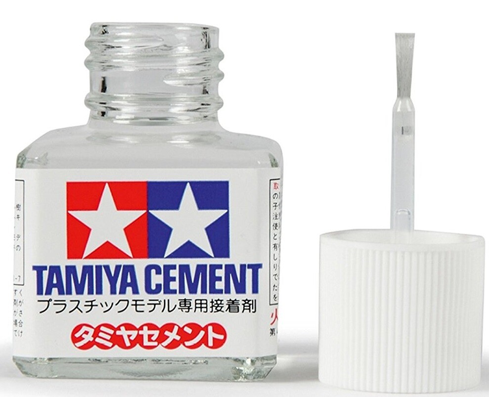 Tamiya Cement (Lim) - 40ml Flytende sement/lim for byggesett