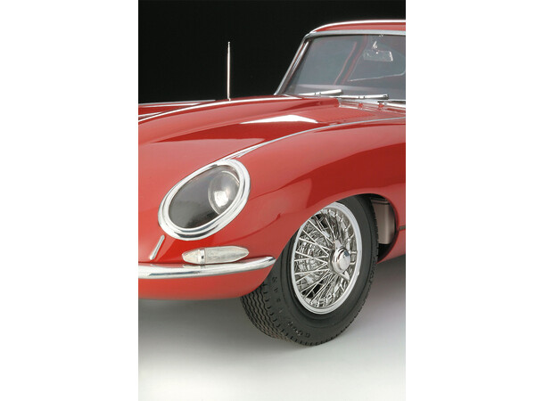 Jaguar E-Type Limited Edition Revell 1:8 Byggesett 
