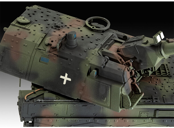 Panzerhaubitze 2000 Revell 1:72 Byggsats 