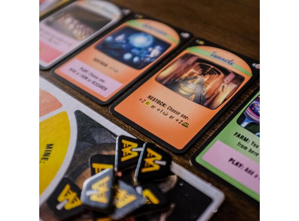Moon Colony Bloodbath Brettspill 