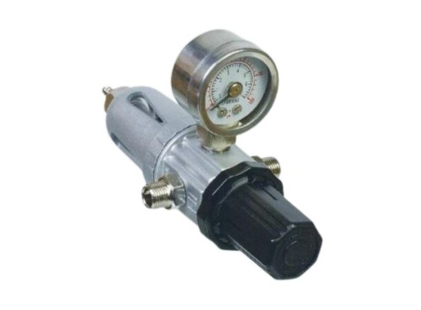 Sparmax Trykkregulator m/ Manometer 1/8