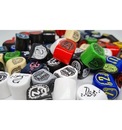 RPG Dice Modern D4  Terning - 1 stk Assortert farge